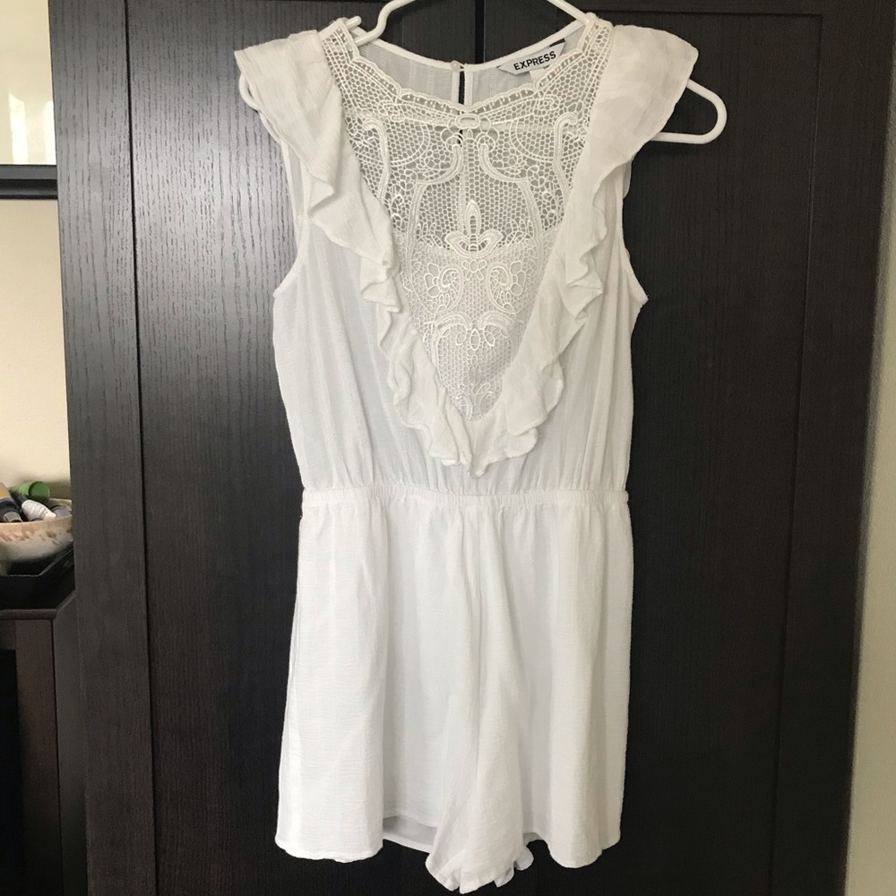 Express white lace romper, size XS